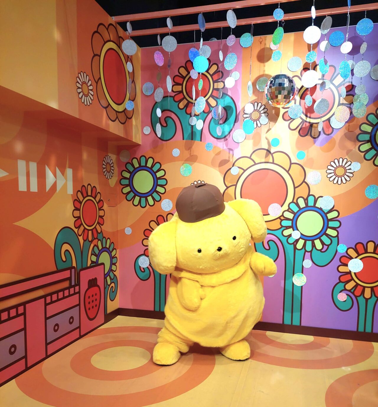 ポムポムプリンにグリーティング